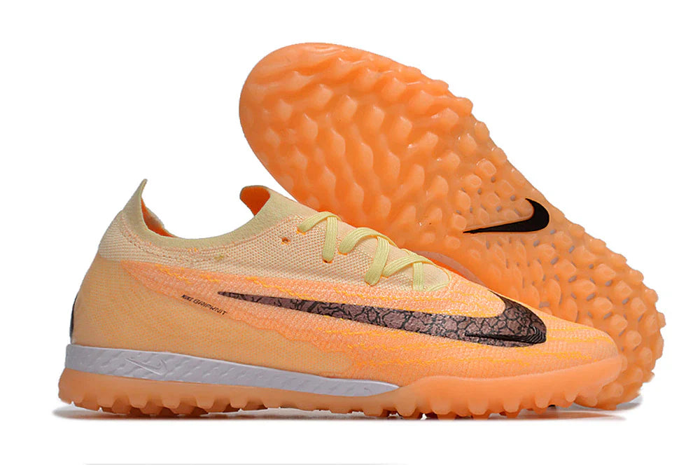 Nike Gripknit Phantom GX Elite TF Boots