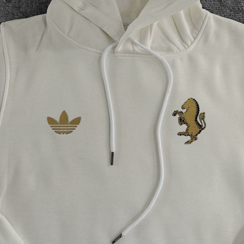Juventus Hoodie (Colors)