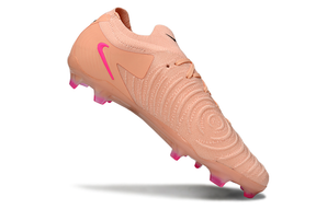 Nike Phantom GX II FG Cleats
