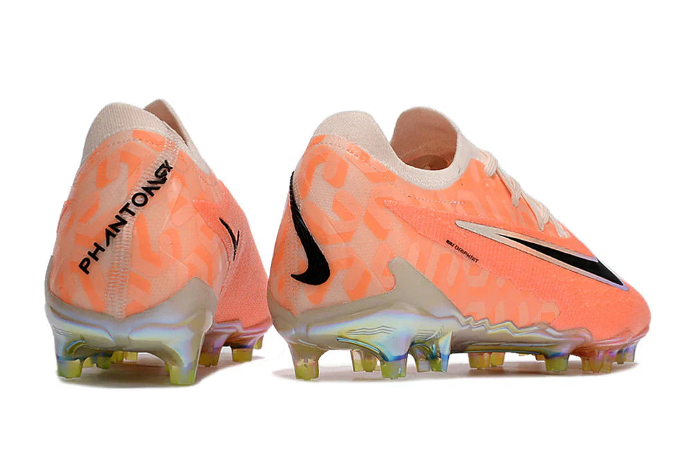 Nike Gripknit Phantom GX Elite FG Cleats