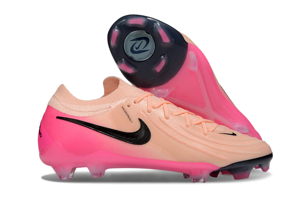 Nike Phantom GX II FG Cleats