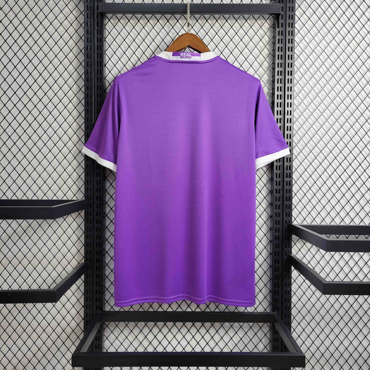 Real Madrid Away Jersey 17/18 Retro