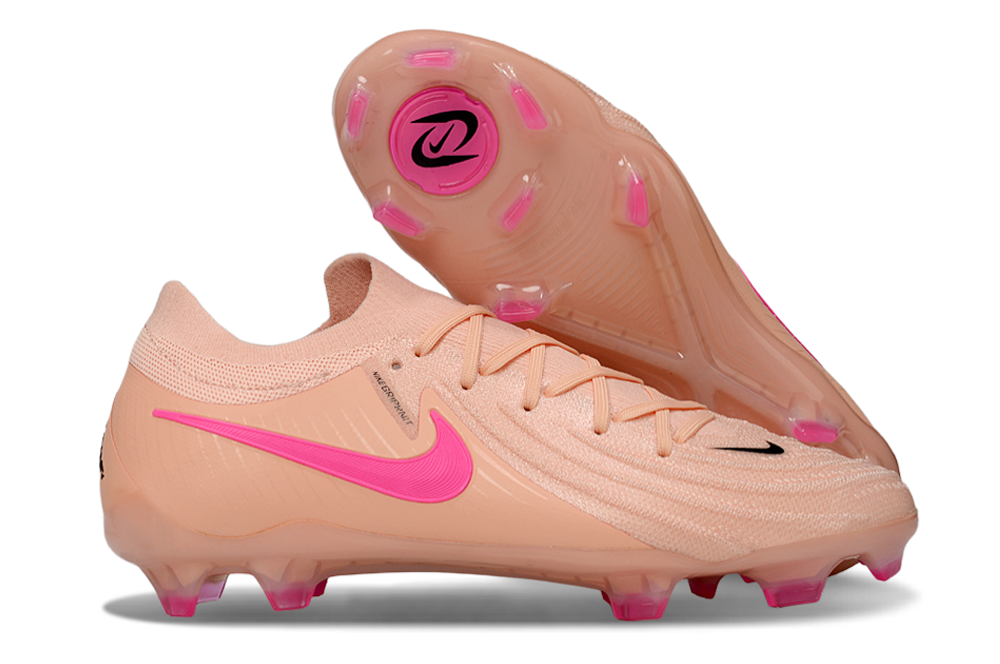 Nike Phantom GX II FG Cleats