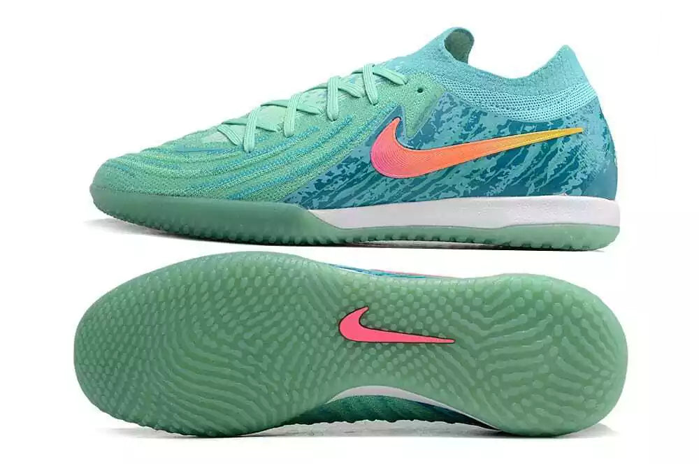 Nike Phantom GX II IC Boots