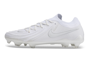 Nike Phantom GX II FG Cleats