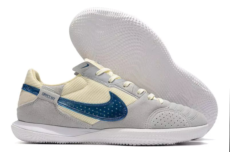 Nike Street Gato IC Boots