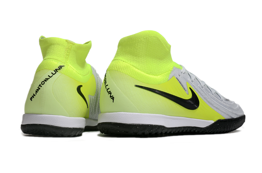 Nike Phantom Luna IC Boots