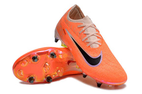 Nike Gripknit Phantom GX Elite SG Cleats
