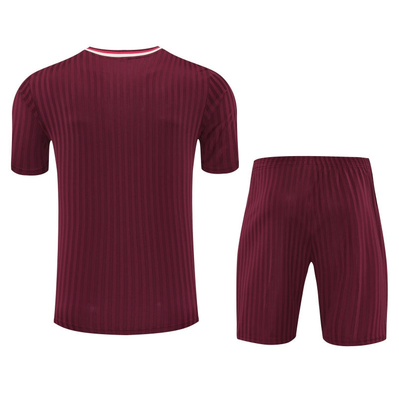Kit Shirt + Shorts Bayern Munich Training 25/26