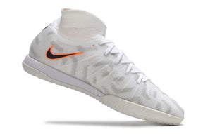 Nike Phantom Luna Elite IC Boots
