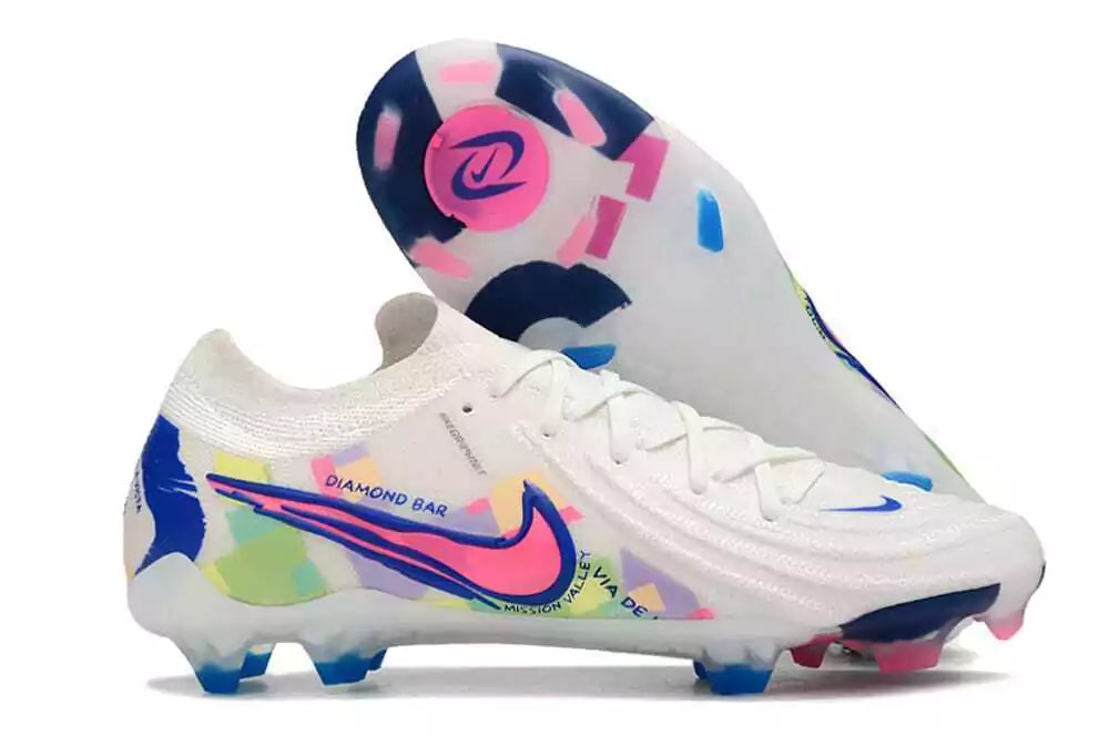 Nike Phantom GX II FG Cleats