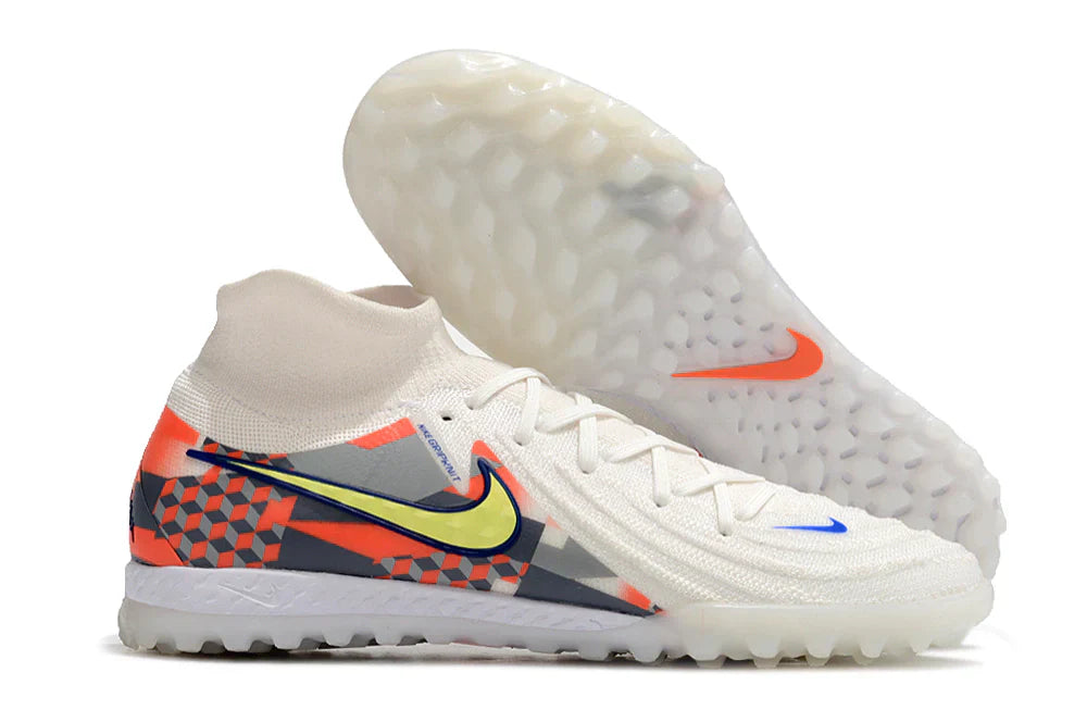Nike Phantom GX Luna TF Boots