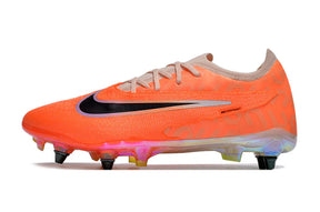 Nike Gripknit Phantom GX Elite SG Cleats